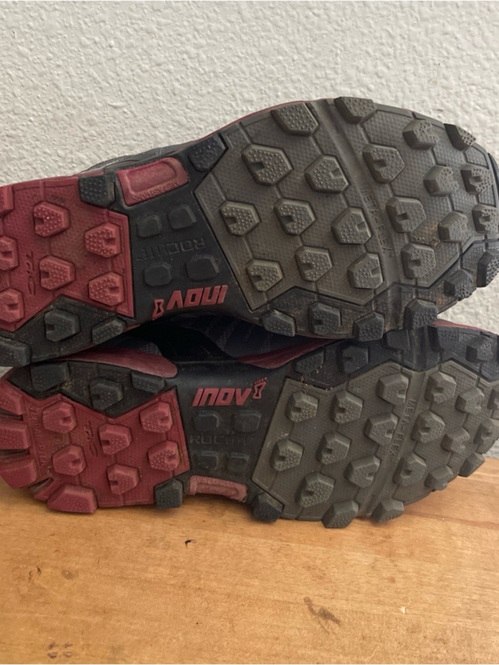 Inov8 Roclite 325 Mid Womens Size 6 Gray Trail Running Hiking Sneakers Shoes - Picture 10 of 11